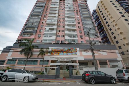 Apartamento para alugar com 88m², 2 quartos e 1 vagaFachada