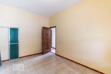 Casa para alugar com 100m², 2 quartos e 3 vagas Casa para alugar com 100m², 2 quartos e 3 vagasQuarto 2