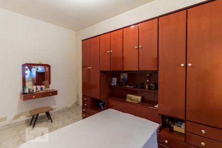 Quarto 3 de casa à venda com 6 quartos, 470m² em Itaquera, São Paulo