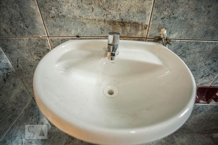 Casa para alugar com 46m², 1 quarto e sem vagaBanheiro - Torneira