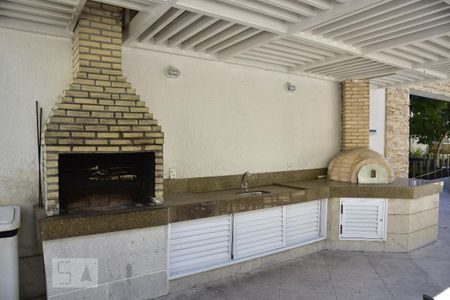 Apartamento para alugar com 67m², 2 quartos e 1 vagaÁrea comum - Churrasqueira