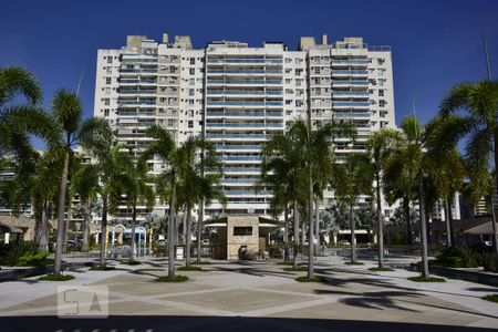 Apartamento para alugar com 67m², 2 quartos e 1 vagaFachada do bloco