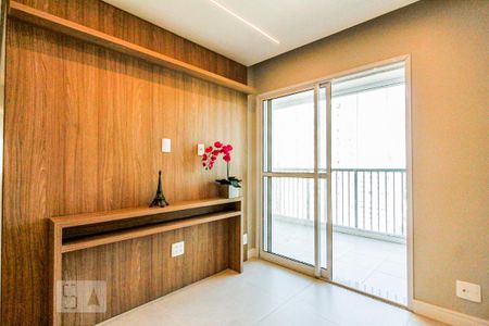 Sala de apartamento para alugar com 3 quartos, 80m² em Vila Cordeiro, São Paulo