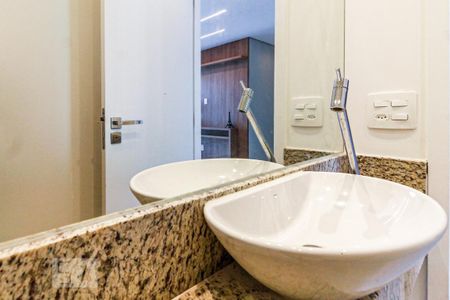 Lavabo de apartamento para alugar com 3 quartos, 80m² em Vila Cordeiro, São Paulo