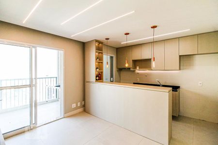 Sala de apartamento para alugar com 3 quartos, 80m² em Vila Cordeiro, São Paulo