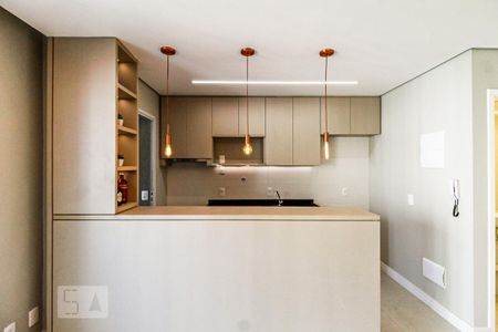 Sala de apartamento para alugar com 3 quartos, 80m² em Vila Cordeiro, São Paulo