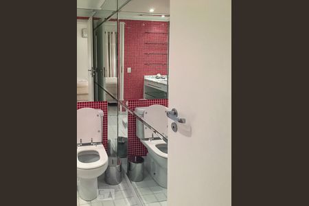 Banheiro de apartamento para alugar com 1 quarto, 78m² em Vila Nova Conceição, São Paulo
