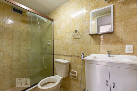 Banheiro Social de apartamento à venda com 2 quartos, 70m² em Pe Pequeno, Niterói