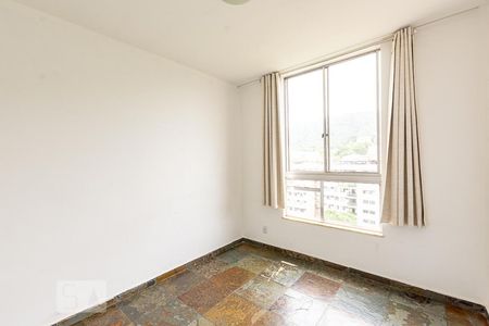 Quarto 1 de apartamento à venda com 2 quartos, 70m² em Pe Pequeno, Niterói