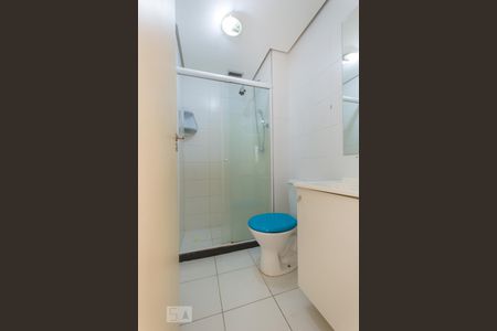 Banheiro de apartamento para alugar com 2 quartos, 50m² em Anil, Rio de Janeiro