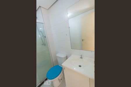 Banheiro de apartamento para alugar com 2 quartos, 50m² em Anil, Rio de Janeiro