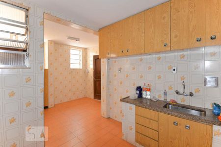 Apartamento à venda com 170m², 3 quartos e 2 vagasCozinha