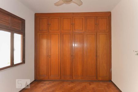 Apartamento à venda com 170m², 3 quartos e 2 vagasQuarto 2