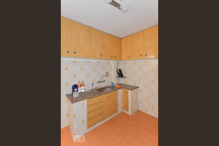 Apartamento à venda com 170m², 3 quartos e 2 vagasCozinha