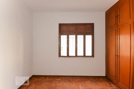 Apartamento à venda com 170m², 3 quartos e 2 vagasQuarto 2