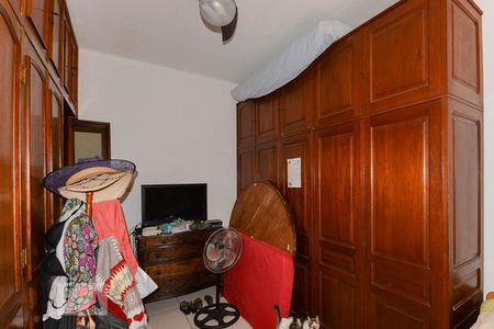 Apartamento à venda com 170m², 3 quartos e 2 vagasQuarto 2