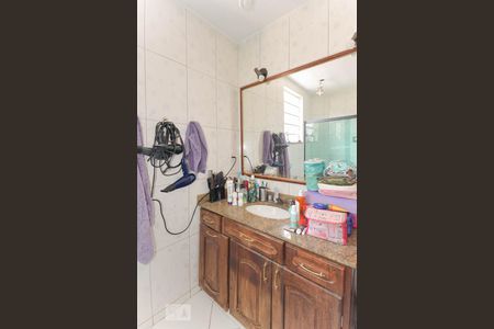 Apartamento à venda com 170m², 3 quartos e 2 vagasBanheiro 1