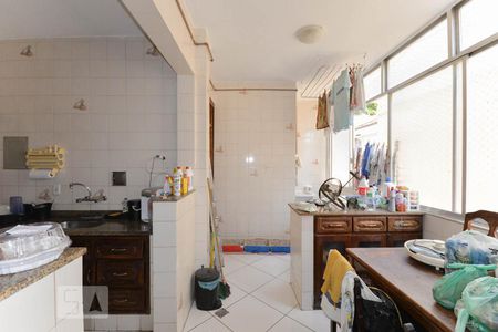Cozinha de apartamento à venda com 3 quartos, 170m² em Grajau, Rio de Janeiro