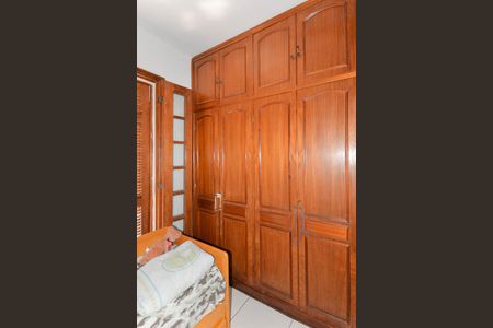 Apartamento à venda com 170m², 3 quartos e 2 vagasQuarto 1