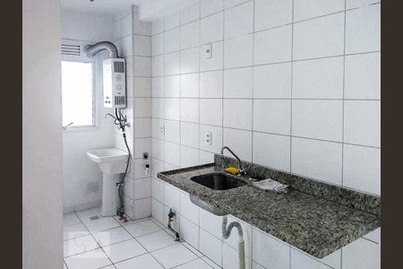 Cozinha de apartamento à venda com 2 quartos, 60m² em Cavalhada, Porto Alegre