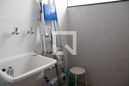 Área de Serviço de casa de condomínio para alugar com 2 quartos, 35m² em Vila Mazzei, São Paulo