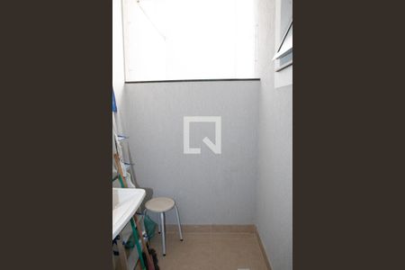 Casa de condomínio para alugar com 35m², 2 quartos e sem vaga Casa de condomínio para alugar com 35m², 2 quartos e sem vagaÁrea de Serviço