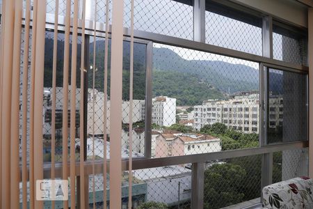 Apartamento para alugar com 114m², 3 quartos e 1 vagaÁrea de serviço
