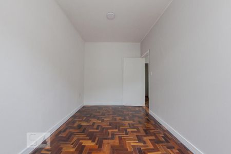 Quarto 1 de apartamento à venda com 2 quartos, 64m² em Passo da Areia, Porto Alegre