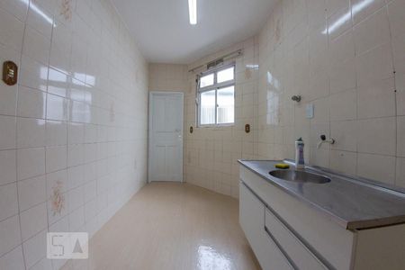 Apartamento à venda com 64m², 2 quartos e sem vaga Apartamento à venda com 64m², 2 quartos e sem vagaCozinha