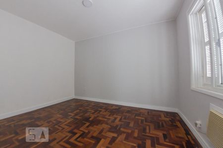 Quarto 2 de apartamento à venda com 2 quartos, 64m² em Passo da Areia, Porto Alegre