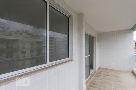 Varanda Sala de apartamento à venda com 3 quartos, 140m² em Anil, Rio de Janeiro
