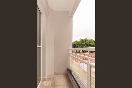 Varanda  de apartamento para alugar com 2 quartos, 42m² em Vila Salete, São Paulo