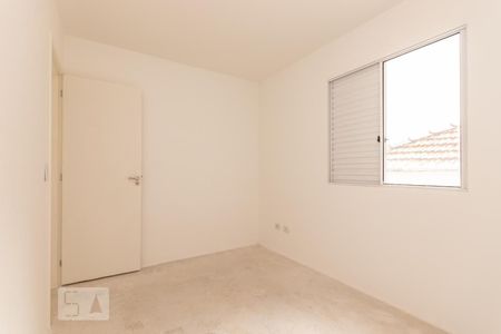 Quarto 1 de apartamento para alugar com 2 quartos, 42m² em Vila Salete, São Paulo