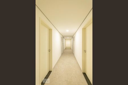 Apartamento para alugar com 42m², 2 quartos e 1 vaga Apartamento para alugar com 42m², 2 quartos e 1 vagaCorredor de entrada