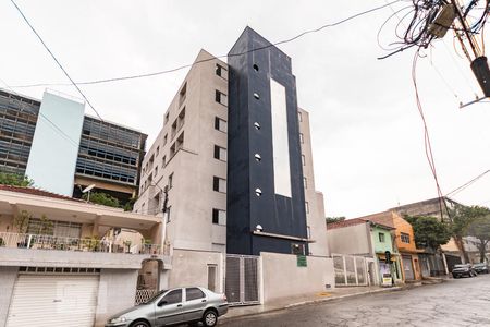 Apartamento para alugar com 42m², 2 quartos e 1 vaga Apartamento para alugar com 42m², 2 quartos e 1 vagaFachada