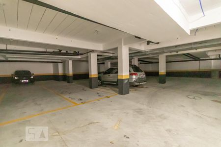 Apartamento para alugar com 42m², 2 quartos e 1 vaga Apartamento para alugar com 42m², 2 quartos e 1 vagaGaragem