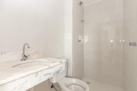 Apartamento para alugar com 42m², 2 quartos e 1 vaga Apartamento para alugar com 42m², 2 quartos e 1 vagaBanheiro