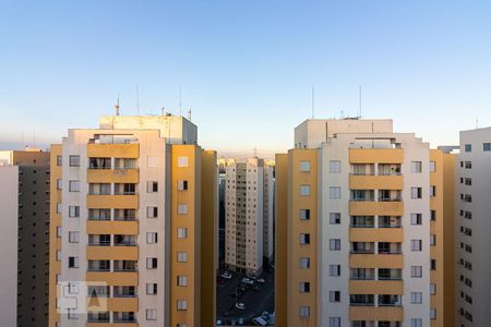 Vista de apartamento para alugar com 2 quartos, 57m² em Continental, Osasco