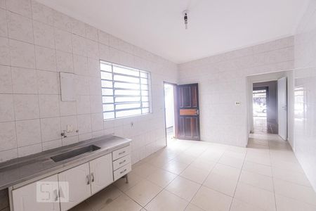 Casa à venda com 248m², 2 quartos e 2 vagasCozinha