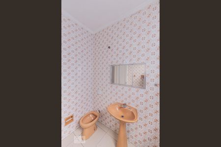 Casa à venda com 248m², 2 quartos e 2 vagasBanheiro Social