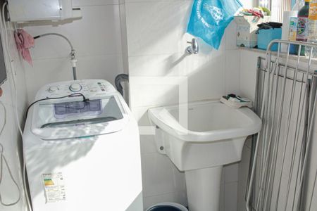 Apartamento à venda com 70m², 2 quartos e 1 vagaÁrea de Serviço