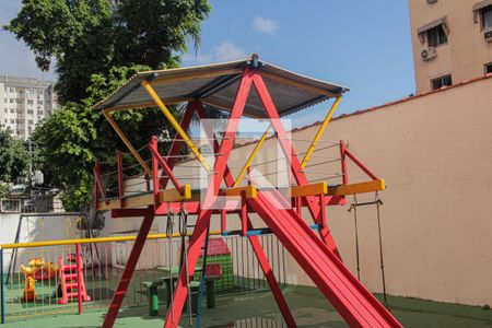 Apartamento à venda com 70m², 2 quartos e 1 vagaÁrea Comum - Playground