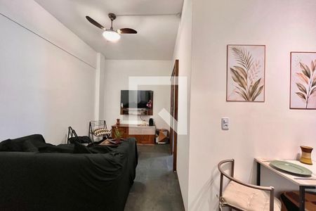 Sala  de apartamento para alugar com 3 quartos, 70m² em Copacabana, Rio de Janeiro