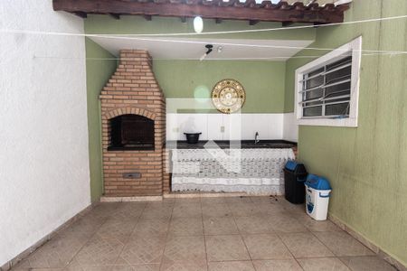 Casa à venda com 180m², 3 quartos e 4 vagas Casa à venda com 180m², 3 quartos e 4 vagasChurrasqueira