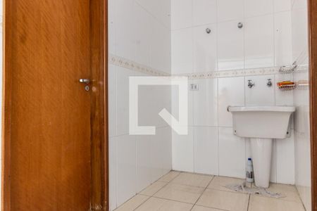 Casa à venda com 180m², 3 quartos e 4 vagas Casa à venda com 180m², 3 quartos e 4 vagasÁrea de serviço