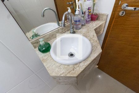 Casa à venda com 180m², 3 quartos e 4 vagas Casa à venda com 180m², 3 quartos e 4 vagasLavabo