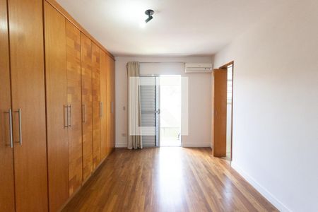 Casa à venda com 180m², 3 quartos e 4 vagas Casa à venda com 180m², 3 quartos e 4 vagasQuarto 3