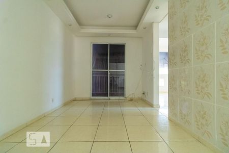 Sala de apartamento para alugar com 2 quartos, 47m² em Parada de Lucas, Rio de Janeiro