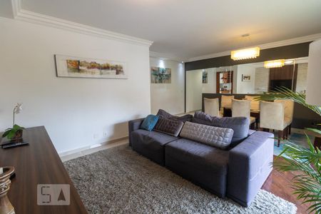 Sala  de apartamento para alugar com 3 quartos, 160m² em Vila Pinheirinho, Santo André