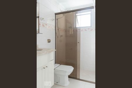 Apartamento à venda com 52m², 2 quartos e 1 vaga Apartamento à venda com 52m², 2 quartos e 1 vagaBanheiro